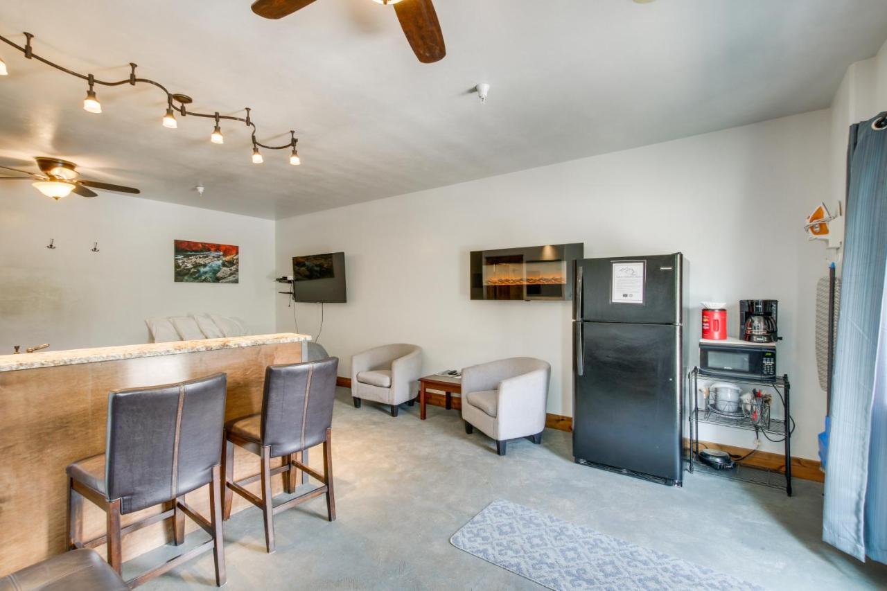 Central Lava Hot Springs Studio With Deck And Views! Exterior photo